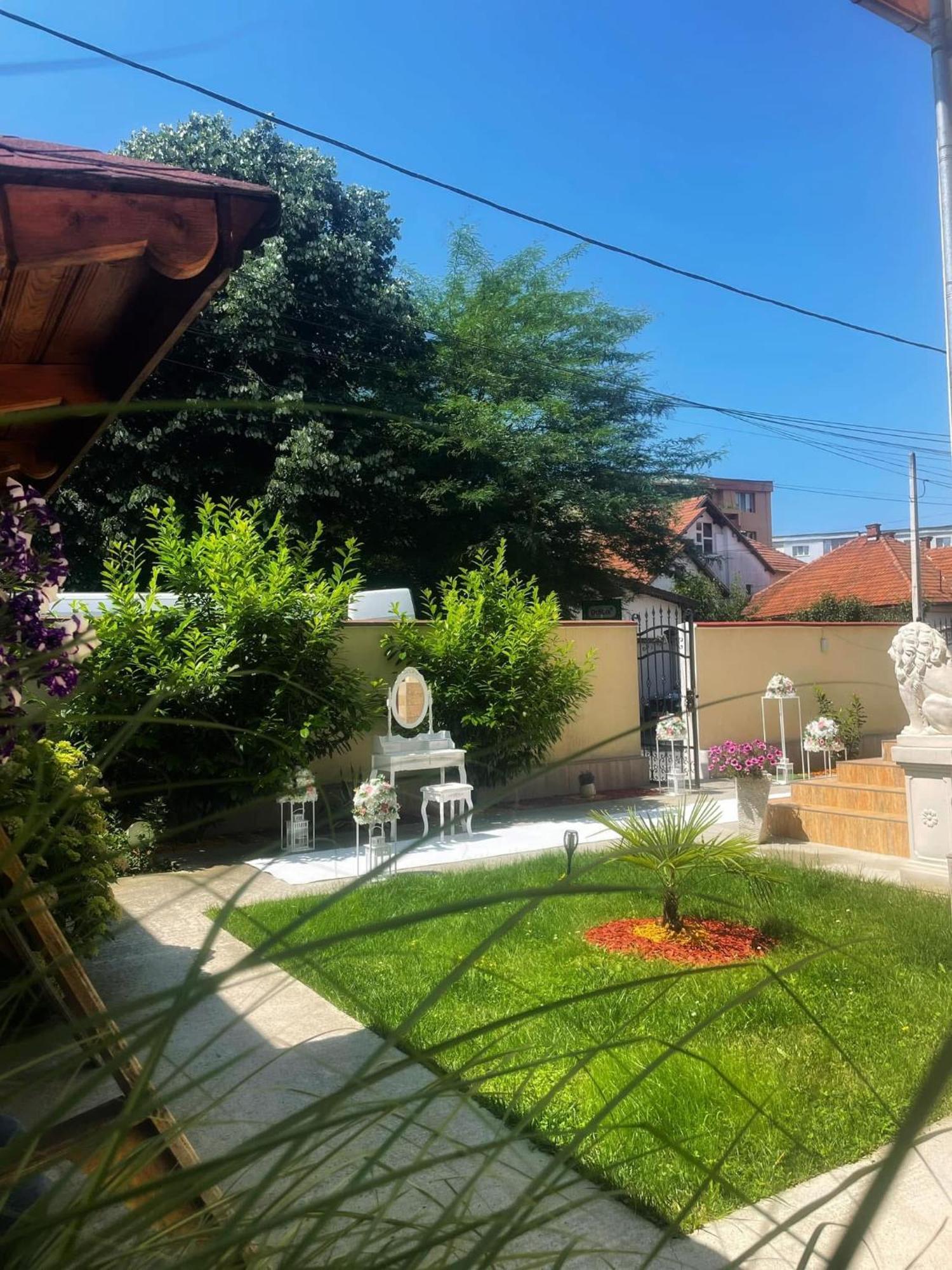 Pensiunea Casa Cristal Тиргу-Жіу Екстер'єр фото